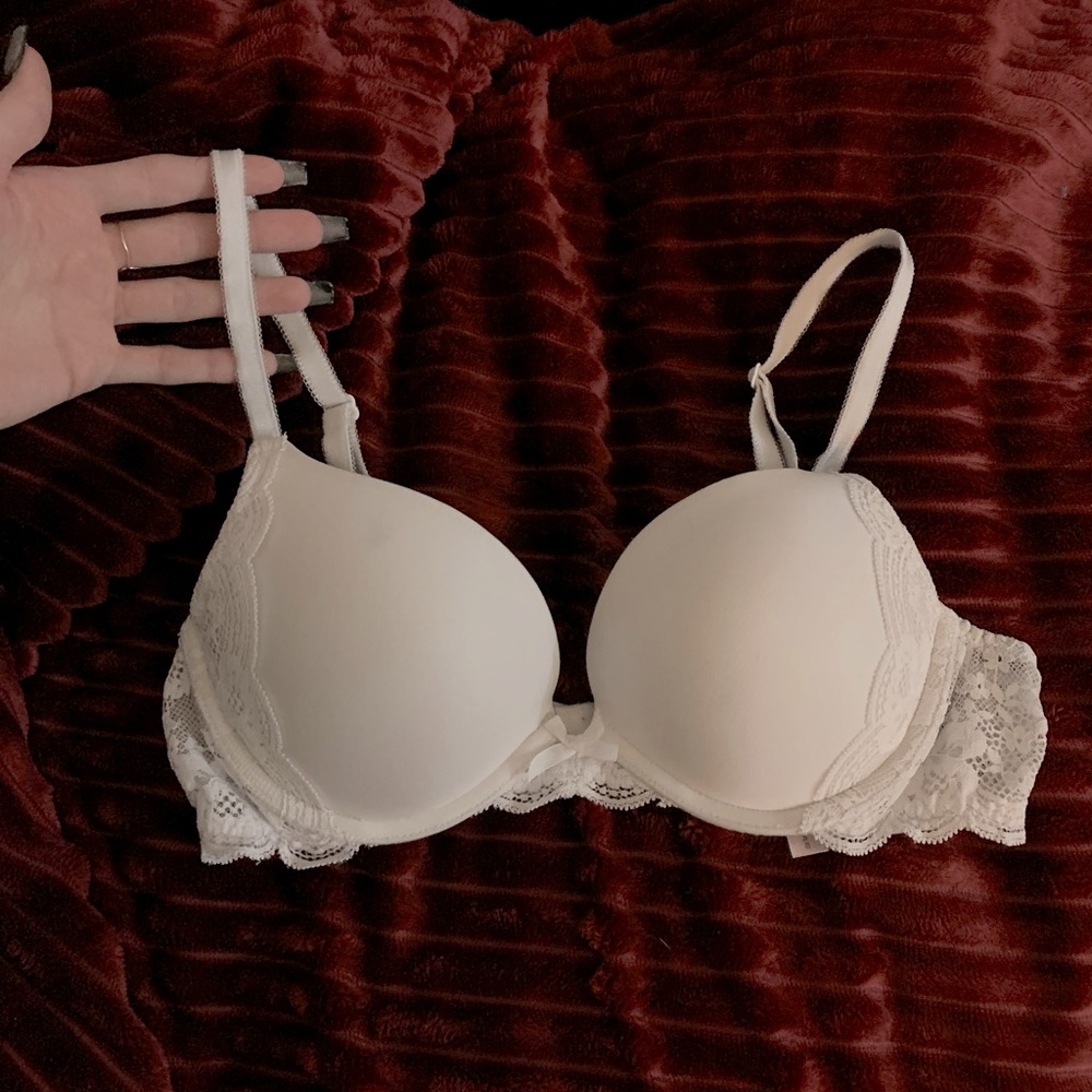 Victoria’s Secret Dream Angels Push-up Bra 34b